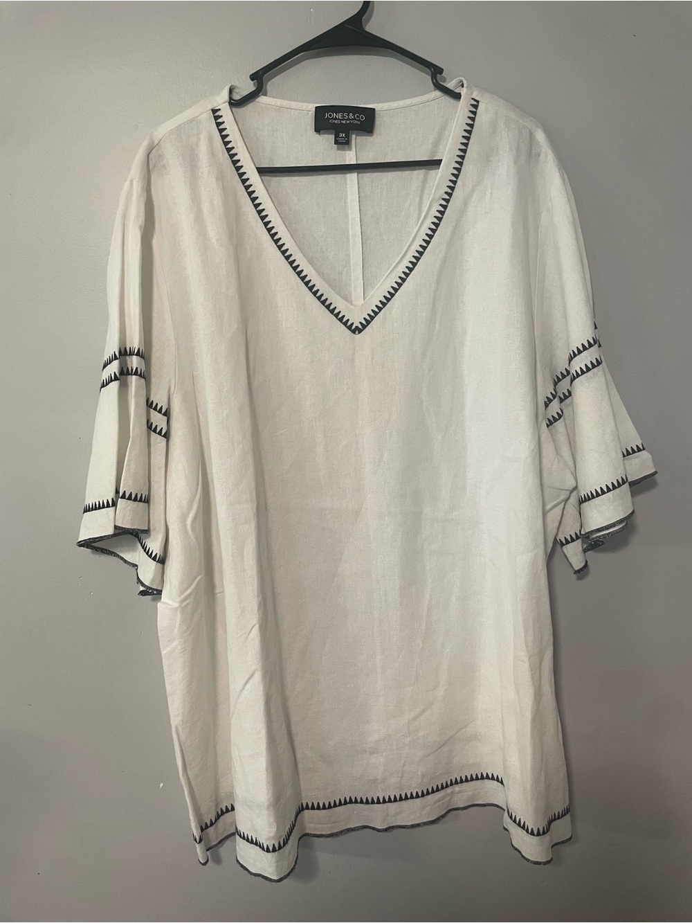 Jones New York Linen White V-Neck Tunic with Black Trim 3x